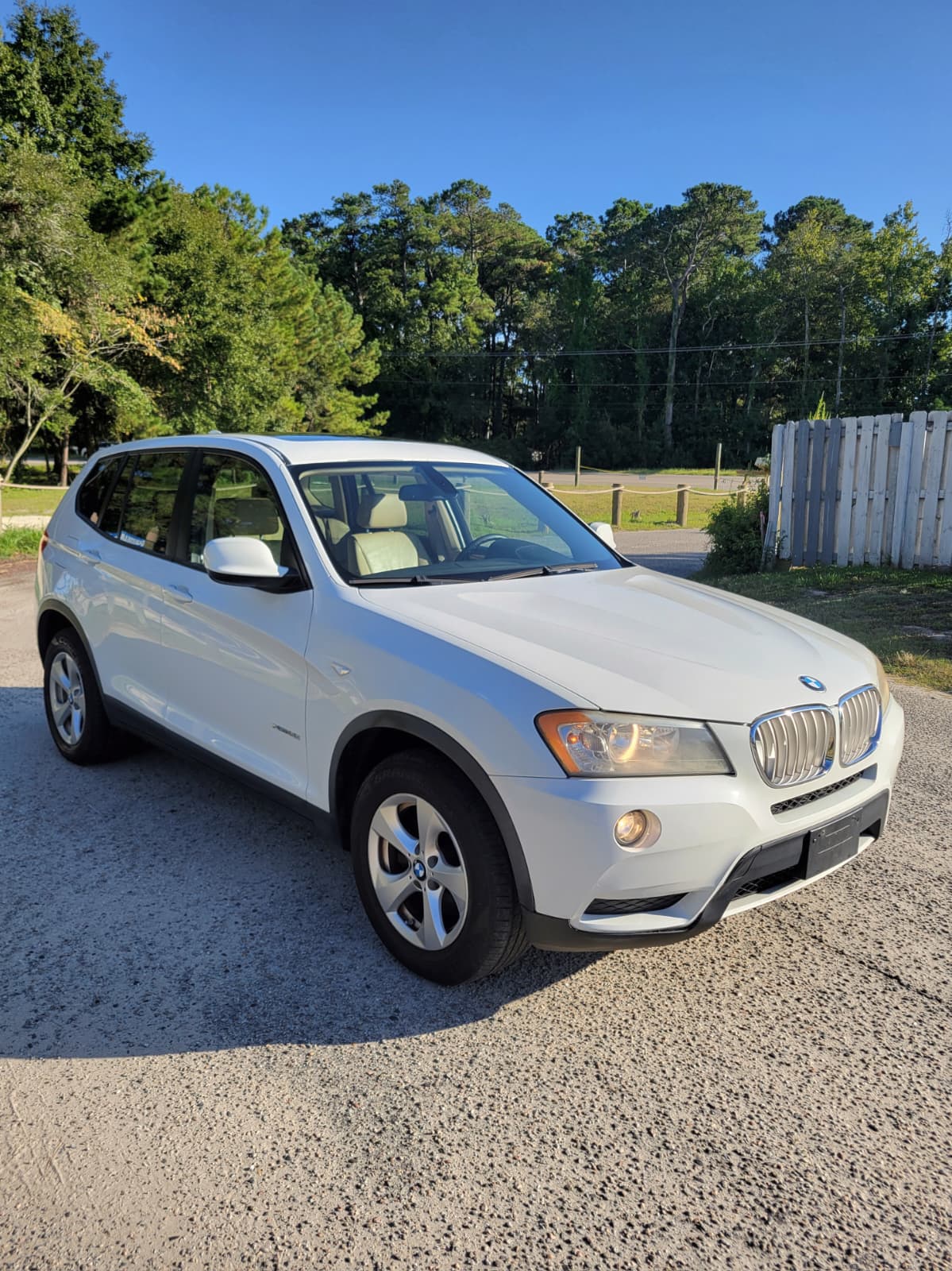 2012 BMW X3 xDrive28i in Alpine White