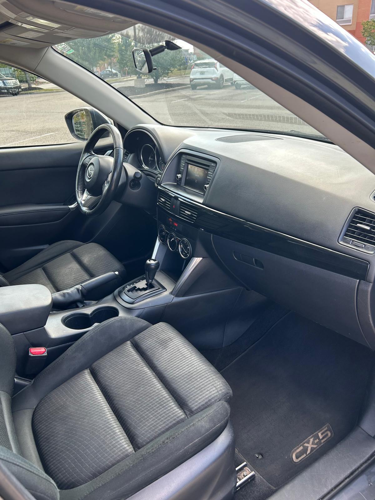 Additional interior view