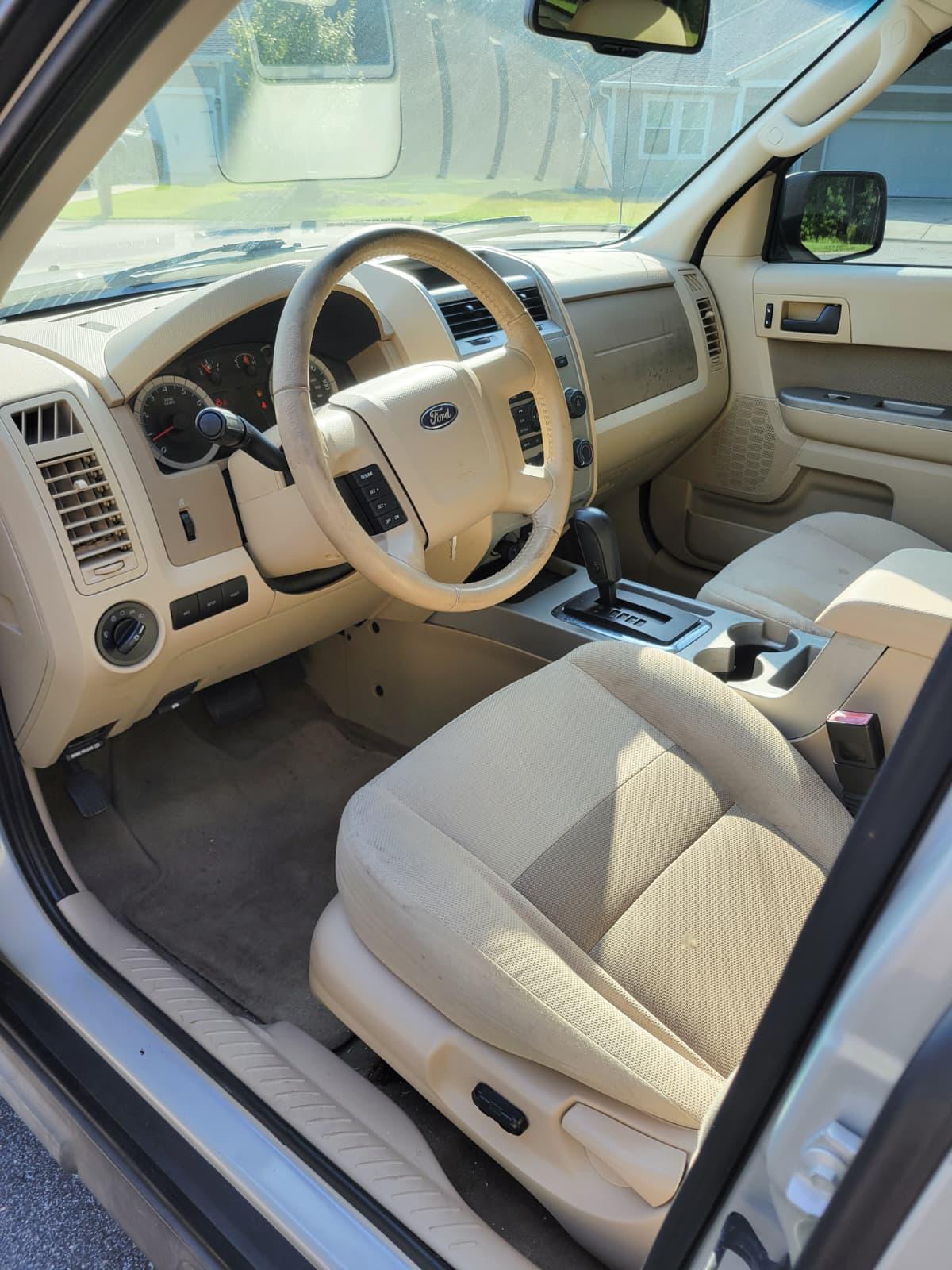 Additional interior view
