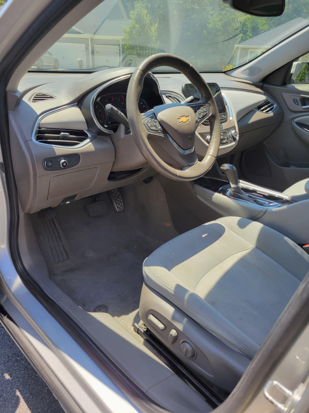 Additional interior view